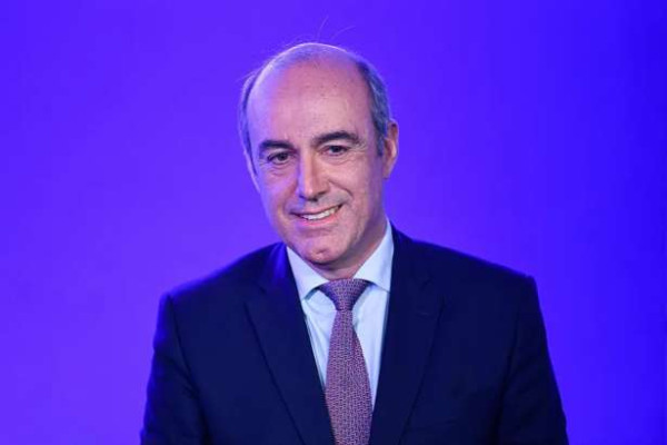 பாராளுமன்ற உறுப்பினர் - தூக்கில் தொங்கிய நிலையில் சடலமாக மீட்பு!!