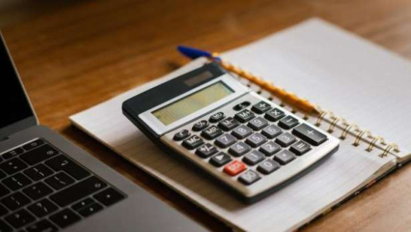 சுற்றுலா சென்று வந்த ஒருவருக்கு - காத்திருந்தது 37,000 யூரோக்கள் ’பில்’!