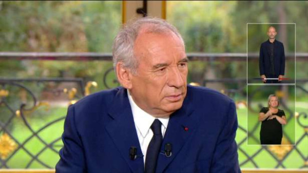 இரு விடுமுறைகளை நீக்குவதற்கு பதிலாக - வாரத்துக்கு 36 மணிநேர வேலை!!