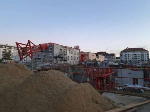 பரிஸ் புறநகரை தாக்கிய சூறாவளி : ஒருவர் பலி.. ஒன்பது பேர் காயம்! - மின் தடை!!