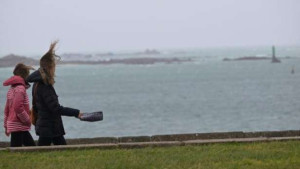 சீரற்ற வானிலை தொடர்கிறது!!