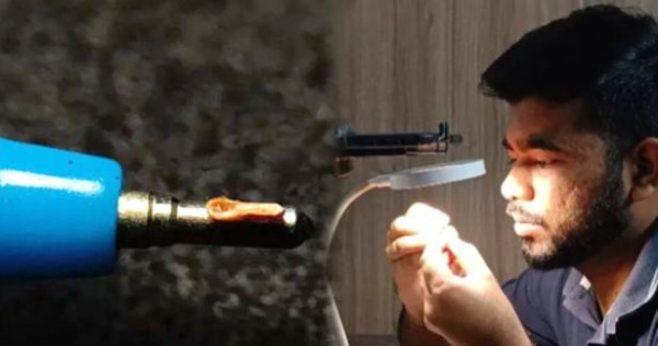 கின்னஸ் உலக சாதனை படைத்த மிகச்சிறிய மரக் கரண்டி