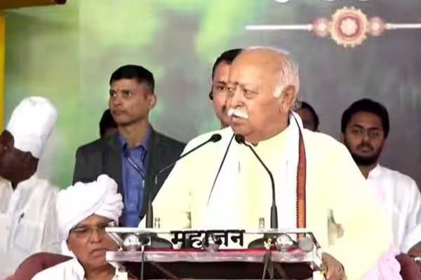சாதியை மனதில் இருந்து அகற்றவேண்டும்; ஆர்.எஸ்.எஸ். தலைவர் மோகன் பகவத்