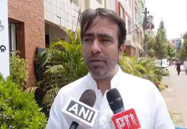 அற்ப அரசியலால் தமிழக குழந்தைகள் பாதிப்பு; மத்திய அமைச்சர் காட்டம்