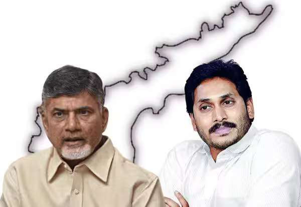 தலை இல்லாமல் தவிக்கும் ஆந்திரா: சந்தர்ப்பத்திற்காக காத்திருக்கும் சந்திரபாபு