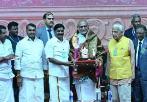 மாநிலங்களுக்கு நன்மை கிடைக்க இந்தியா வலிமையான நாடாக வேண்டும் : துணை ஜனாதிபதி பேச்சு