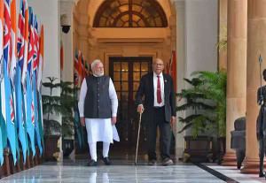 அமெரிக்காவின் அழுத்தங்களை சமாளிக்கும் வல்லமை மோடிக்கு உண்டு; பிஜி பிரதமர் பாராட்டு 