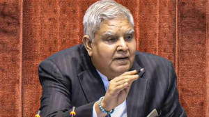 நீதிபதி மீது வழக்கு பதிய அரசால் முடியாது : தன்கர்