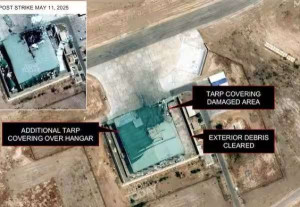 சேதமடைந்த விமானப்படை தளங்களை தார்ப்பாய் போட்டு மூடியது பாகிஸ்தான்