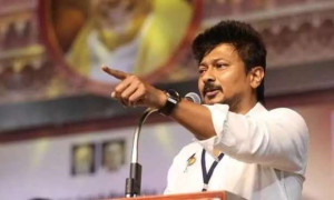 தி.மு.க.,வுக்கு போட்டி அ.தி.மு.க., தான்: துணை முதல்வர் உதயநிதி