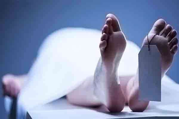 இலங்கையில் மகனின் கோடாரி தாக்குதலில் தாய் மரணம்