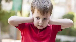 குழந்தைகளை பாதிக்கும் ஆட்டிசத்தின் அறிகுறிகள் பற்றி தெரியுமா ?