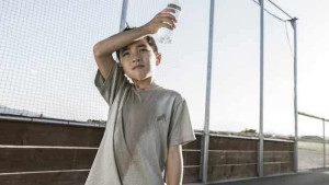 கோடை வெயிலின் தாக்கத்தில் இருந்து தப்பிக்க