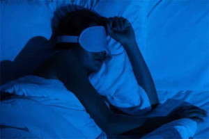 தூக்கத்தின்போது நள்ளிரவில் விழிப்பு வருவது ஏன் ?