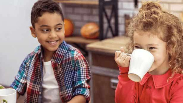  குழந்தைகளுக்கு தேநீர் கொடுக்கலாமா..?