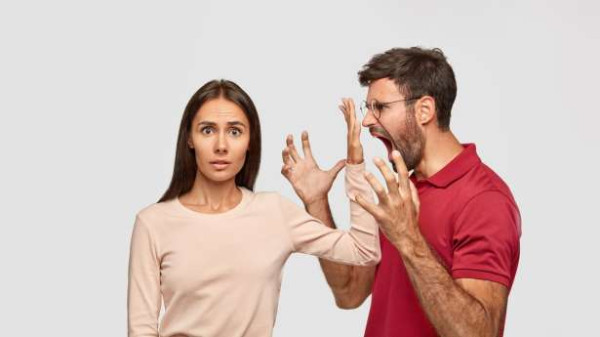 கணவன் - மனைவிக்குள் சண்டை வர காரணமாக இருப்பவையும், அதற்கான தீர்வும்