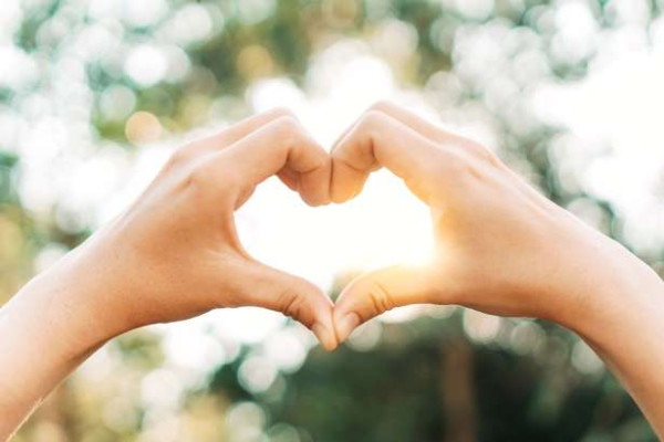 உங்க காதலை சொல்ல முன் கவனிக்க வேண்டிய விடயம்....