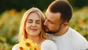 திருமணமான தம்பதிகள் முத்தமிடுவதை நிறுத்தினால் என்ன நடக்கும் தெரியுமா?