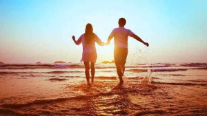 அதிக வயது வித்தியாசத்தில் திருமணம் செய்வதால் ஏற்படும் பாதிப்புக்கள் பற்றி  தெரியுமா? 