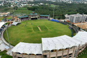 தமிழகத்தின் 2 வது பெரிய கிரிக்கெட் மைதானம் - திறந்து வைக்க வரும் தோனி