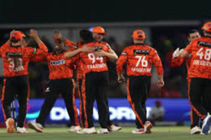  தமிழர் செனுரன் முத்துசாமியின் மிரட்டலில் சூப்பர் கிங்ஸ் படுதோல்வி