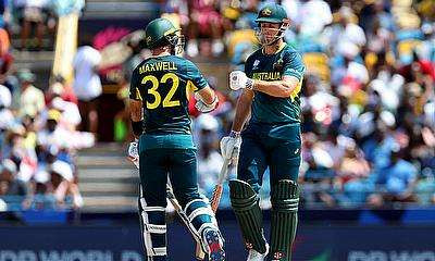 இங்கிலாந்து அணியை  வீழ்த்தி புள்ளிப்பட்டியலில் முன்னேறிய அவுஸ்திரேலியா