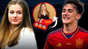 ஸ்பெயின் இளவரசியை காதலிக்காக நிராகரித்த கால்பந்து வீரர்