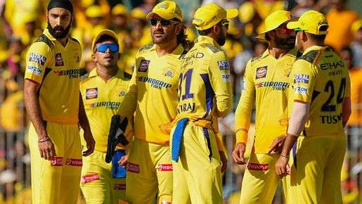 பிளே-ஆஃப் சுற்றுக்கு முன்னேறுமா CSK? - இன்னும் என்ன வாய்ப்புகள் உள்ளது?