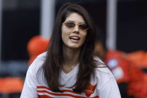 புதிய கிரிக்கெட் அணியை வாங்கியுள்ள காவ்யா மாறன் - எத்தனை கோடிக்கு தெரியுமா?