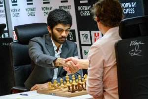 சர்வதேச செஸ் போட்டி-11வது சுற்றில் டிரா - முதலிடத்தில் நீடிக்கும் குகேஷ்