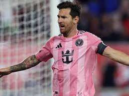 ரொனால்டோவை பின்னுக்கு தள்ளி புதிய சாதனை படைத்த மெஸ்ஸி