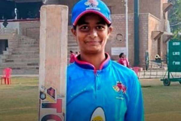 157 பந்தில் 346 ரன் விளாசிய 14 வயது வீராங்கனை! WPLயில் நிராகரிக்கப்பட்ட சிறுமி சரித்திர சாதனை