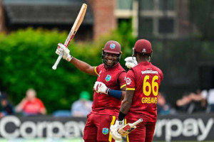 ஒரு நாள் கிரிக்கெட்டில் அதிவேக அரைசதம் அடித்த மேற்கிந்திய தீவு வீரர்