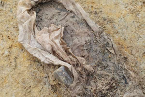 செம்மணி புதைக்குழியிலிருந்து பால் போத்தலுடன் மீட்கப்பட்ட குழந்தையின் எலும்புகூடு