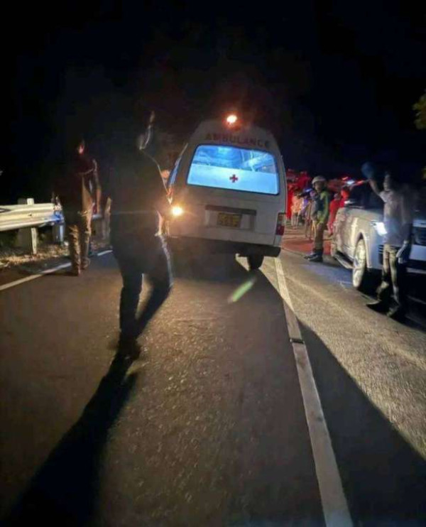 இலங்கையில் இடம்பெற்ற பேருந்து விபத்திற்கான காரணம் வெளியானது - உயிர் தப்பியவரின் வௌிப்படுத்தல்