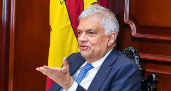 இலங்கையில் கடலில் மிதந்துவந்த போத்தலில் இருந்த திரவத்தை அருந்திய நால்வர் பலி