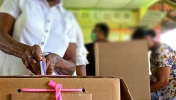 இலங்கையில் உள்ளூராட்சி சபைகளுக்கு தேர்தல் – 13,759 வாக்களிப்பு நிலையங்களில் வாக்களிப்பு!