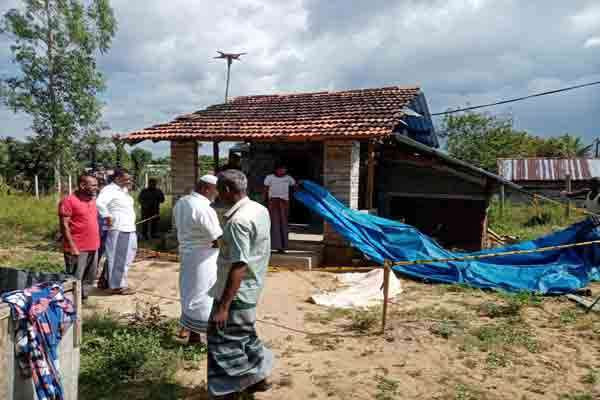 இலங்கையில் மகன் தாக்கியதில் தாய் மரணம்