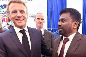 பிரான்ஸ் ஜனாதிபதியை சந்தித்தார் இலங்கை ஜனாதிபதி