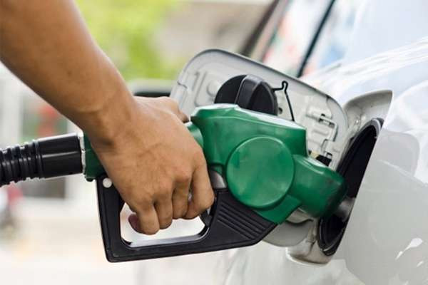 இலங்கையில் எரிபொருள் விலையைக் குறைக்க புதிய திட்டம்