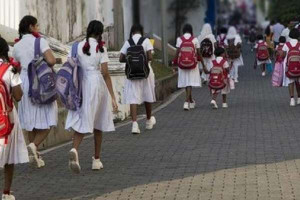 இலங்கையில் இன்று முதல் பாடசாலை விடுமுறை