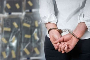 இலங்கை வந்த பெண்கள் கட்டுநாயக்க விமான நிலையத்தில் கைது