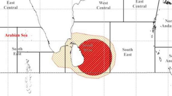 தாழமுக்கம் வலுவடைந்தது - இலங்கையில்100 மி.மீ வரை கடும் மழை பெய்யக்கூடும்