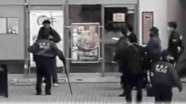 யாழில் 3 பிள்ளைகளின் தாய் கழுத்து நெரித்து கொலை