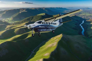 உலகின் முதல் ஹைட்ரஜன்-எலக்ட்ரிக் சரக்கு விமான சேவை-பிரியத்தனியாவில் தொடங்க தயார்