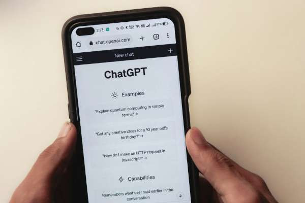 ChatGPT-யில் அதிகரிக்கும் கவலைக்குரிய உரையாடல்! பயனர்களுக்கு Open AI எச்சரிக்கை