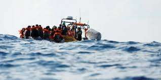 புலம்பெயர்ந்தோர் படகு கவிழ்ந்து  விபத்து!  சிறுவர்கள் உட்பட 7 பேர் பலி