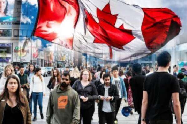 அமெரிக்காவுக்கு செல்லும் கனடியர்களின் எண்ணிக்கை குறைவு