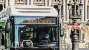  துனீசியா நாட்டுக்கு 200 பேருந்துகளை நன்கொடையாக வழங்கும் சுவிஸ்