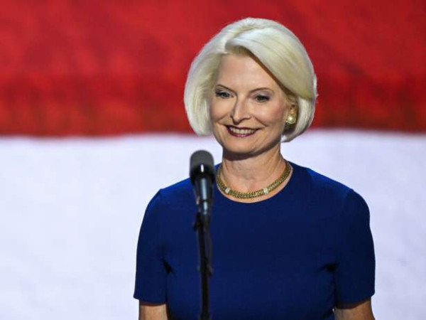 சுவிட்சர்லாந்துக்கான புதிய அமெரிக்க தூதர் நியமனம்